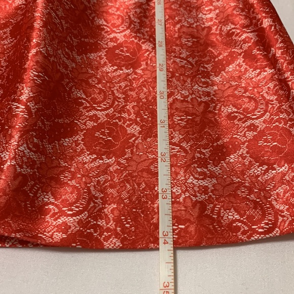 Limited Sleeveless Fit & Flare Floral Satin Print Dress with zipper and pockets. - Picture 5 of 9